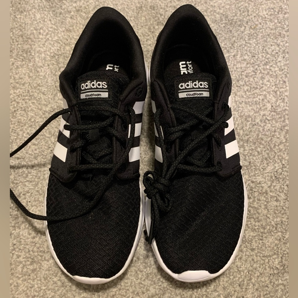 Adidas cloud foam black tenis shoes